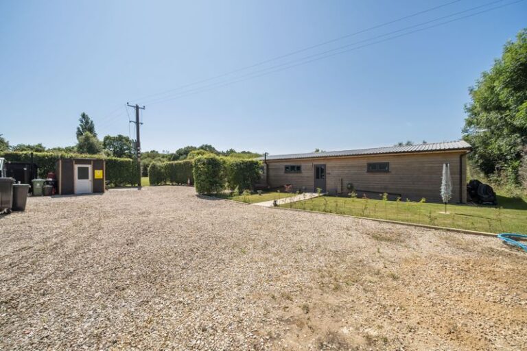 contact-us-today-experience-nature-dorset-escapes